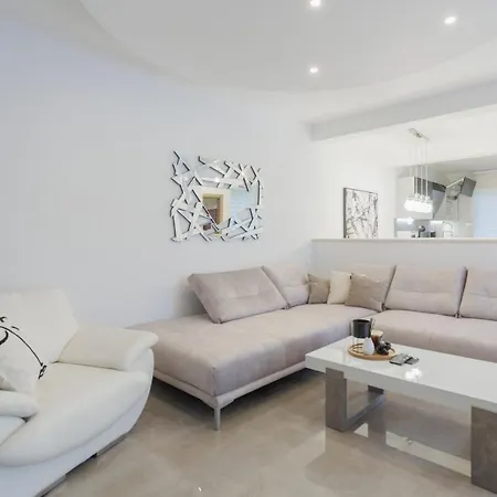 Luxury Kiara Apartmán *